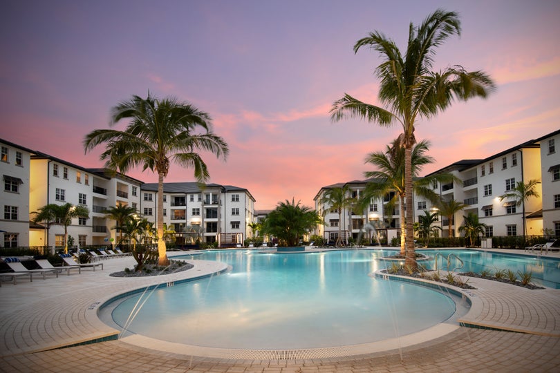 Inspira Luxury Apartment Living in Naples Florida